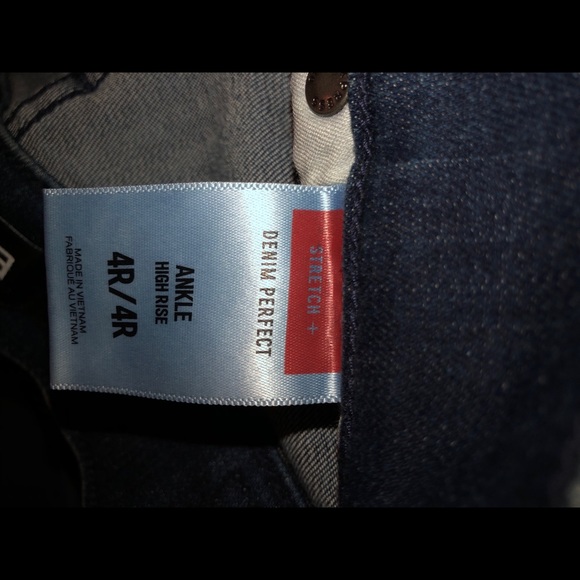 SOLD Express Jeans - Picture 5 of 5